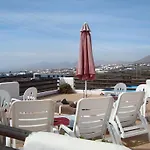 Villa Macher Tías